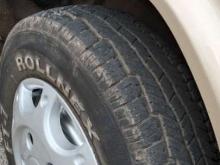 https://riyasewana.com/uploads/mahindra-bolero-11723216805.jpg