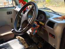 https://riyasewana.com/uploads/mahindra-bolero-11940394333.jpg
