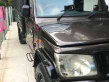 https://riyasewana.com/uploads/mahindra-bolero-121123264303.jpg