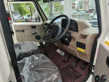 https://riyasewana.com/uploads/mahindra-bolero-13113423233.jpg
