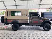 https://riyasewana.com/uploads/mahindra-bolero-13164914463.jpg