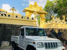 https://riyasewana.com/uploads/mahindra-bolero-13740056025.jpg