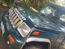 https://riyasewana.com/uploads/mahindra-bolero-14816174102.jpg