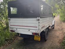 https://riyasewana.com/uploads/mahindra-bolero-157423817045.jpg