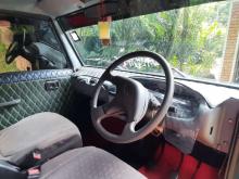 https://riyasewana.com/uploads/mahindra-bolero-162129526026.jpg