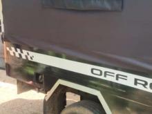 https://riyasewana.com/uploads/mahindra-bolero-16822436104.jpg