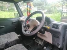 https://riyasewana.com/uploads/mahindra-bolero-1914005217713.jpg