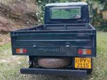 https://riyasewana.com/uploads/mahindra-bolero-191410374593.jpg