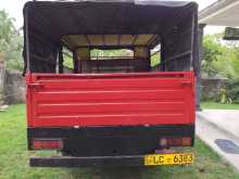https://riyasewana.com/uploads/mahindra-bolero-2006-2110581912072.jpg