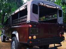 https://riyasewana.com/uploads/mahindra-bolero-2006-2115121312032.jpg