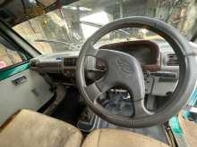 https://riyasewana.com/uploads/mahindra-bolero-2006-47073712213.jpg