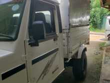 https://riyasewana.com/uploads/mahindra-bolero-2007-1121055112732.jpg