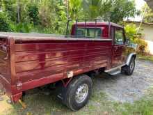 https://riyasewana.com/uploads/mahindra-bolero-2007-1911163712013.jpg