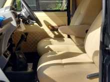 https://riyasewana.com/uploads/mahindra-bolero-2010-60002212633.jpg