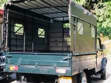 https://riyasewana.com/uploads/mahindra-bolero-2013-2710241912882.jpg