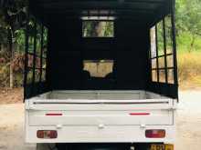 https://riyasewana.com/uploads/mahindra-bolero-2013-67491612882.jpg