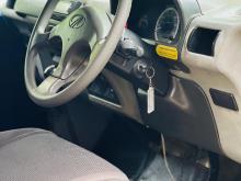 https://riyasewana.com/uploads/mahindra-bolero-2013450217725.jpg