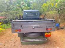 https://riyasewana.com/uploads/mahindra-bolero-2015-1514123912854.jpg