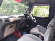 https://riyasewana.com/uploads/mahindra-bolero-2015-1616342912543.jpg