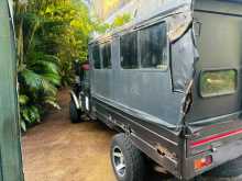 https://riyasewana.com/uploads/mahindra-bolero-2015-1812314112874.jpg