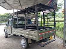 https://riyasewana.com/uploads/mahindra-bolero-2015-2215293513002.jpg