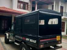 https://riyasewana.com/uploads/mahindra-bolero-2015-2821395512233.jpg