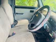https://riyasewana.com/uploads/mahindra-bolero-2015-3013561412773.jpg