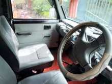https://riyasewana.com/uploads/mahindra-bolero-2015-3114104712314.jpg