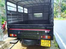 https://riyasewana.com/uploads/mahindra-bolero-2015-3114104712752.jpg