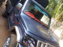 https://riyasewana.com/uploads/mahindra-bolero-2015-39504412203.jpg