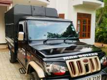 https://riyasewana.com/uploads/mahindra-bolero-2015-418564912883.jpg
