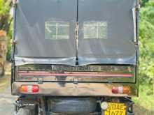 https://riyasewana.com/uploads/mahindra-bolero-2016-2020053212532.jpg