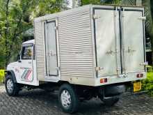 https://riyasewana.com/uploads/mahindra-bolero-2016-2315261812084.jpg