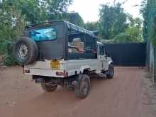 https://riyasewana.com/uploads/mahindra-bolero-2016-2315502212514.jpg