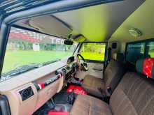 https://riyasewana.com/uploads/mahindra-bolero-2020-189500512323.jpg