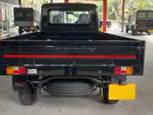 https://riyasewana.com/uploads/mahindra-bolero-2121234233.jpg