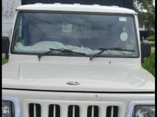 https://riyasewana.com/uploads/mahindra-bolero-213283217536.jpg