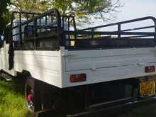 https://riyasewana.com/uploads/mahindra-bolero-221206044733.jpg