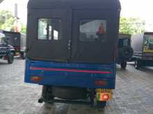 https://riyasewana.com/uploads/mahindra-bolero-23133150986.jpg