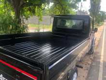 https://riyasewana.com/uploads/mahindra-bolero-231354294083.jpg