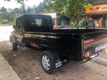 https://riyasewana.com/uploads/mahindra-bolero-231354294892.jpg