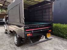 https://riyasewana.com/uploads/mahindra-bolero-23732074693.jpg