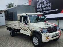 https://riyasewana.com/uploads/mahindra-bolero-241203094043.jpg