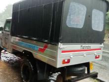 https://riyasewana.com/uploads/mahindra-bolero-25924526944.jpg