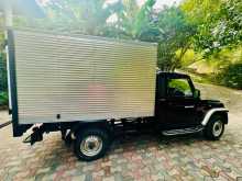 https://riyasewana.com/uploads/mahindra-bolero-2690941376.jpg