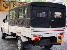 https://riyasewana.com/uploads/mahindra-bolero-291058036226.jpg