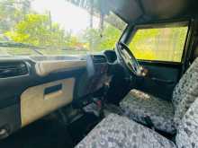https://riyasewana.com/uploads/mahindra-bolero-3021071025.jpg