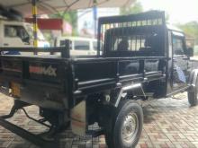 https://riyasewana.com/uploads/mahindra-bolero-30855236624.jpg