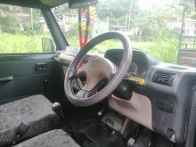 https://riyasewana.com/uploads/mahindra-bolero-3121433817092.jpg