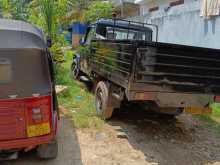 https://riyasewana.com/uploads/mahindra-bolero-31324044852.jpg